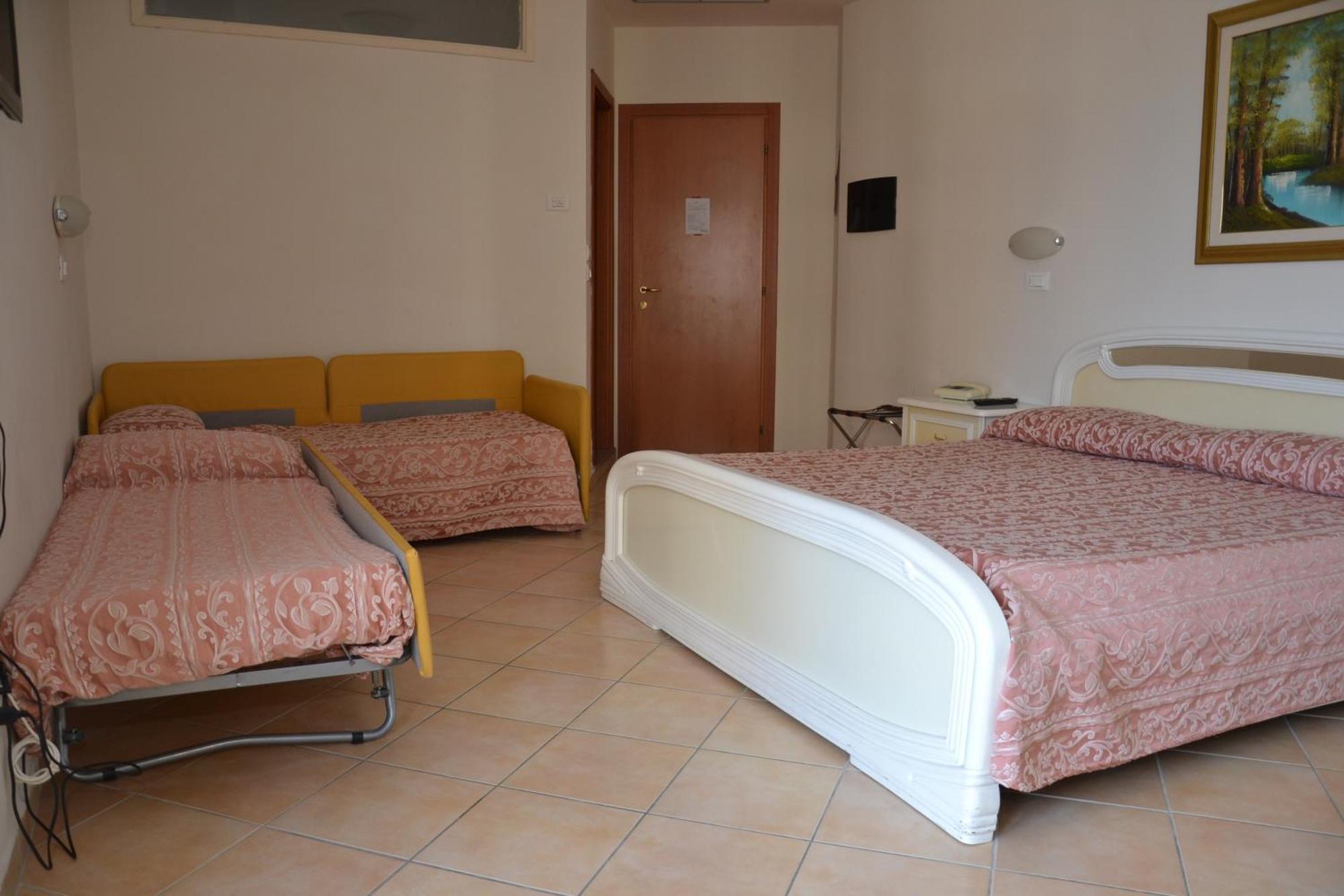 Perticari Hotell Pesaro Eksteriør bilde